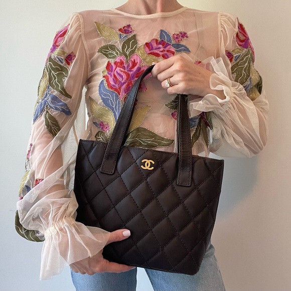 CHANEL wild stitch tote - Picture 1 of 16